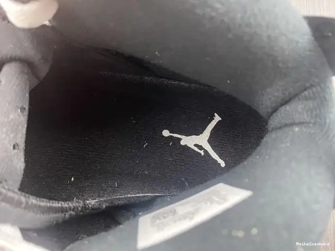 MaikeSneakers 6 384664-101 Retro Jordan Oreo 0426
